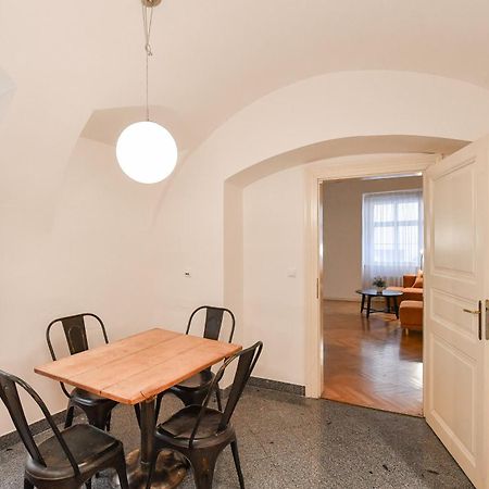 U Kapra Apartments Prague Exterior photo