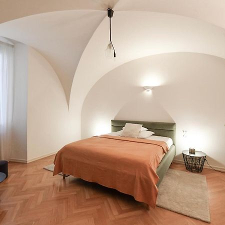 U Kapra Apartments Prague Exterior photo